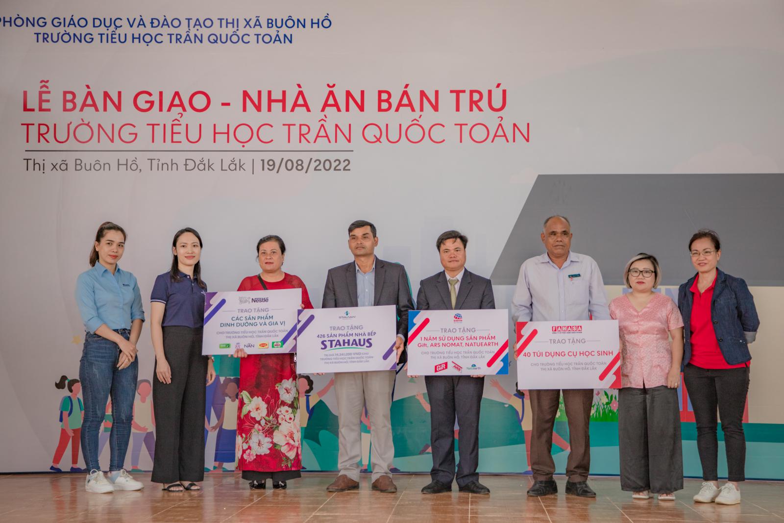 Stahaus đồng hành cùng Central Retail Việt Nam chung tay thực hiện dự án giáo dục tại trường tiểu học Trần Quốc Toản